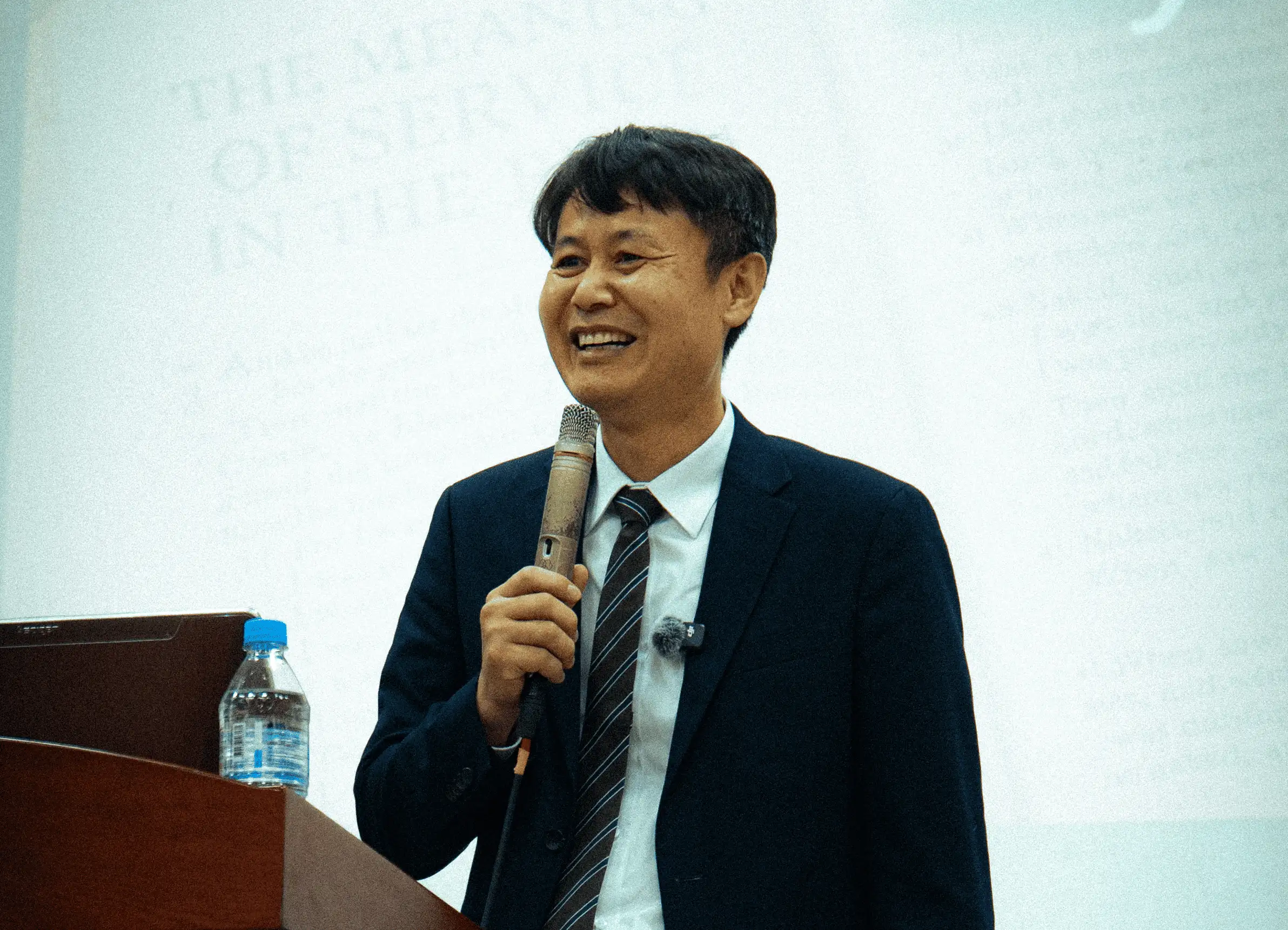 БИД СҮМДЭЭ ҮЙЛЧИЛЖ БАЙГАА НЬ ЭДГЭЭГДСЭН, УУЧЛАГДСАН, ИВЭЭГДСЭН УЧРААС...