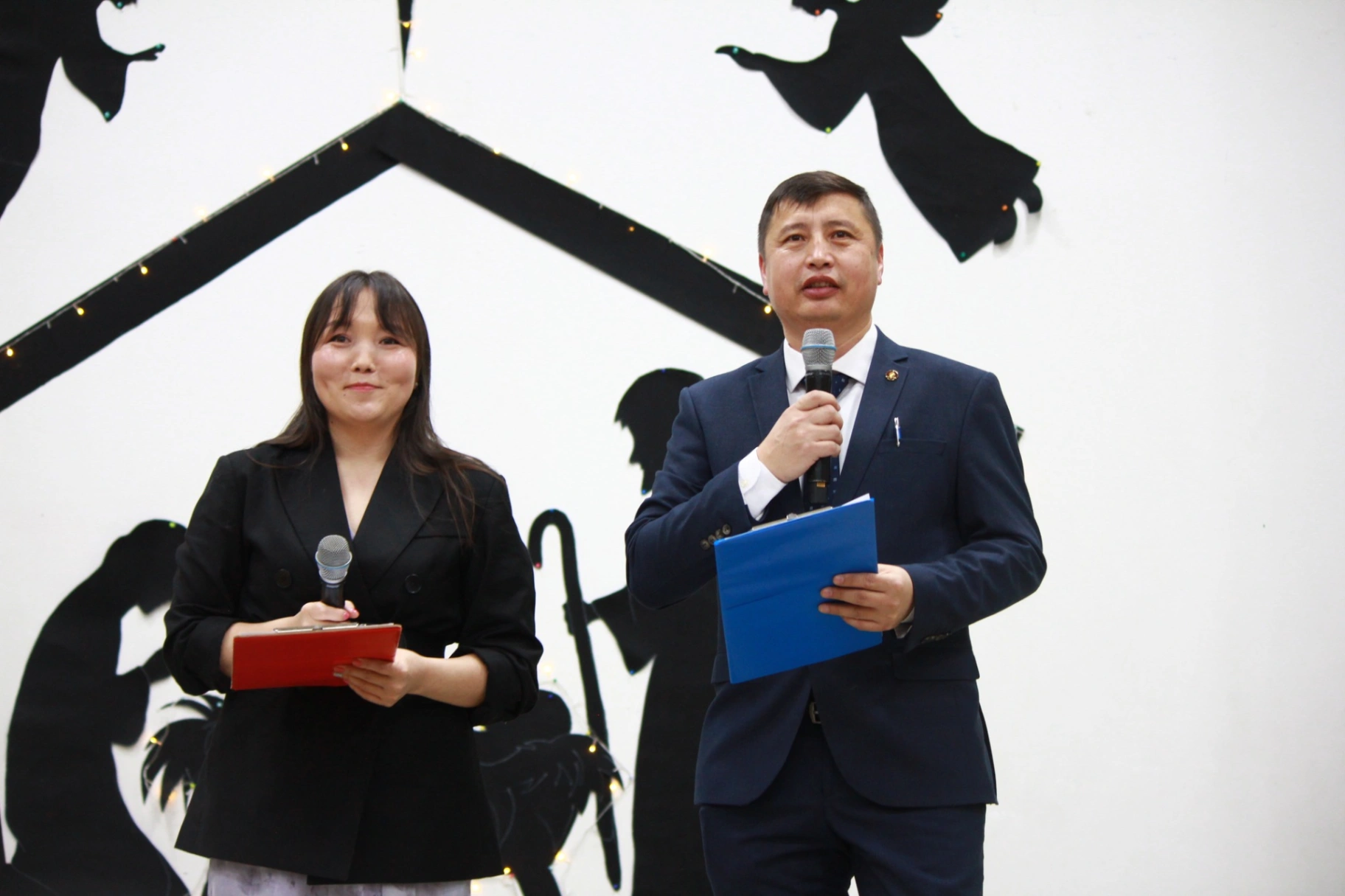 “ЗУЛ САРЫН БАЯРЫН УТГА УЧИР”