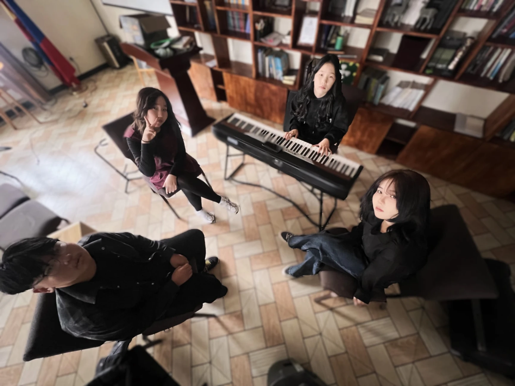 "НИСЭХ СҮМ"-ИЙН ЗАЛУУС “OPEN MIC” ҮДЭШЛЭГЭЭР ШИНЭ НӨХӨРЛӨЛИЙН ГАЛЫГ АСААЛАА