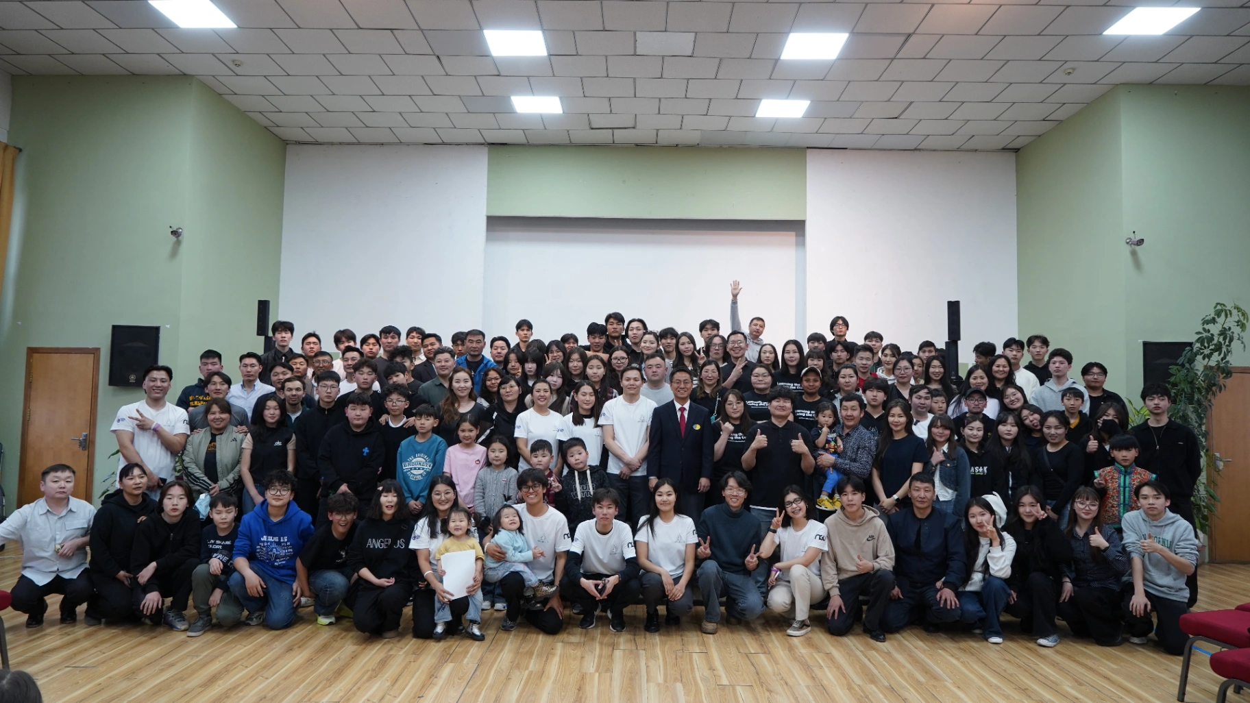 ИЛДОН СОН : УЧИР НЬ БИД БОЛ ХРИСТИЙН ЭЛЧ НАР. ТИЙМЭЭС ЯВЦГААЯ, ҮЙЛЧИЛЦГЭЭЕ, ХУВААЛЦЪЯ.